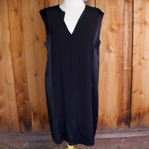 Vince Black Paneled V-Neck Shift Midi Dress Size L